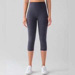 Lululemon Free to Flow Crop